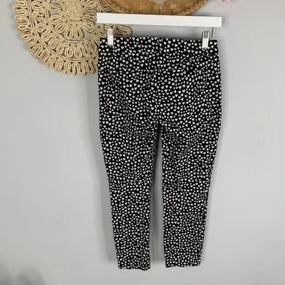 J. Crew Mercantile Womens Pant 0 Black Heart Print Winnie Crop Comfort Stretch - Picture 2 of 6